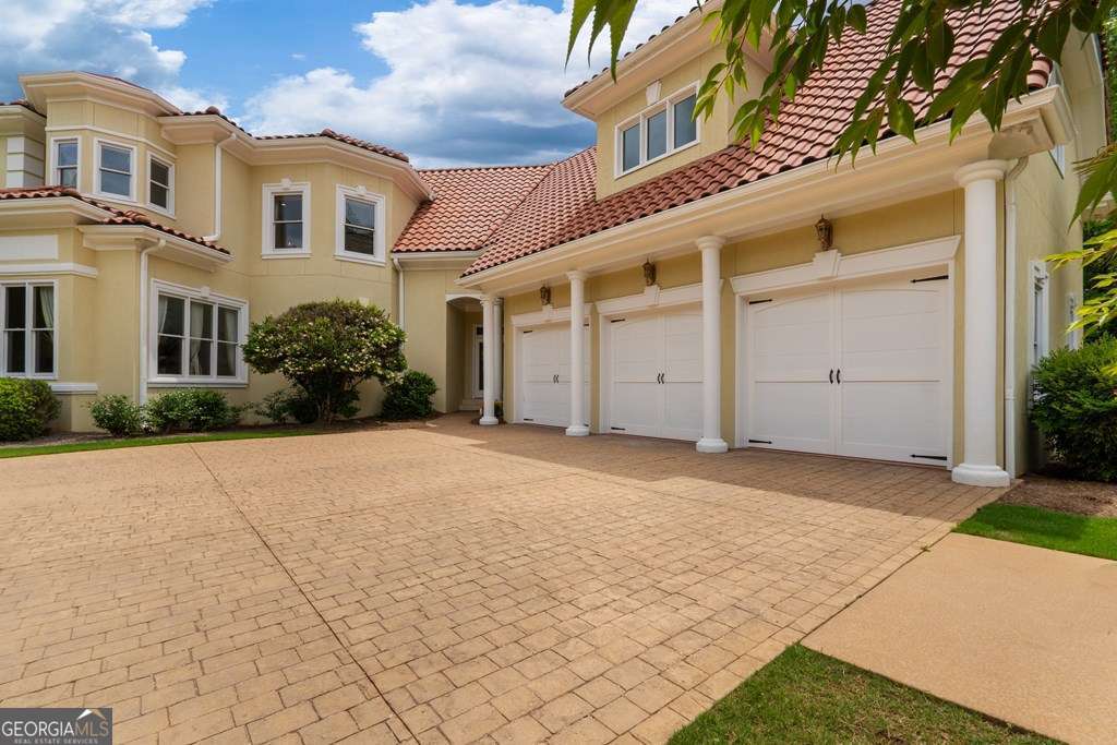 1005 Oak Mountain Road