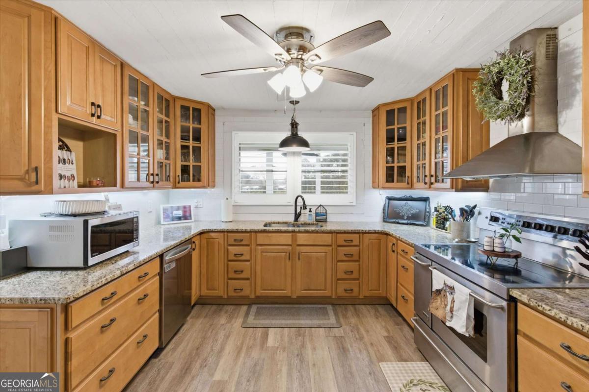 35 Saddleback Farms