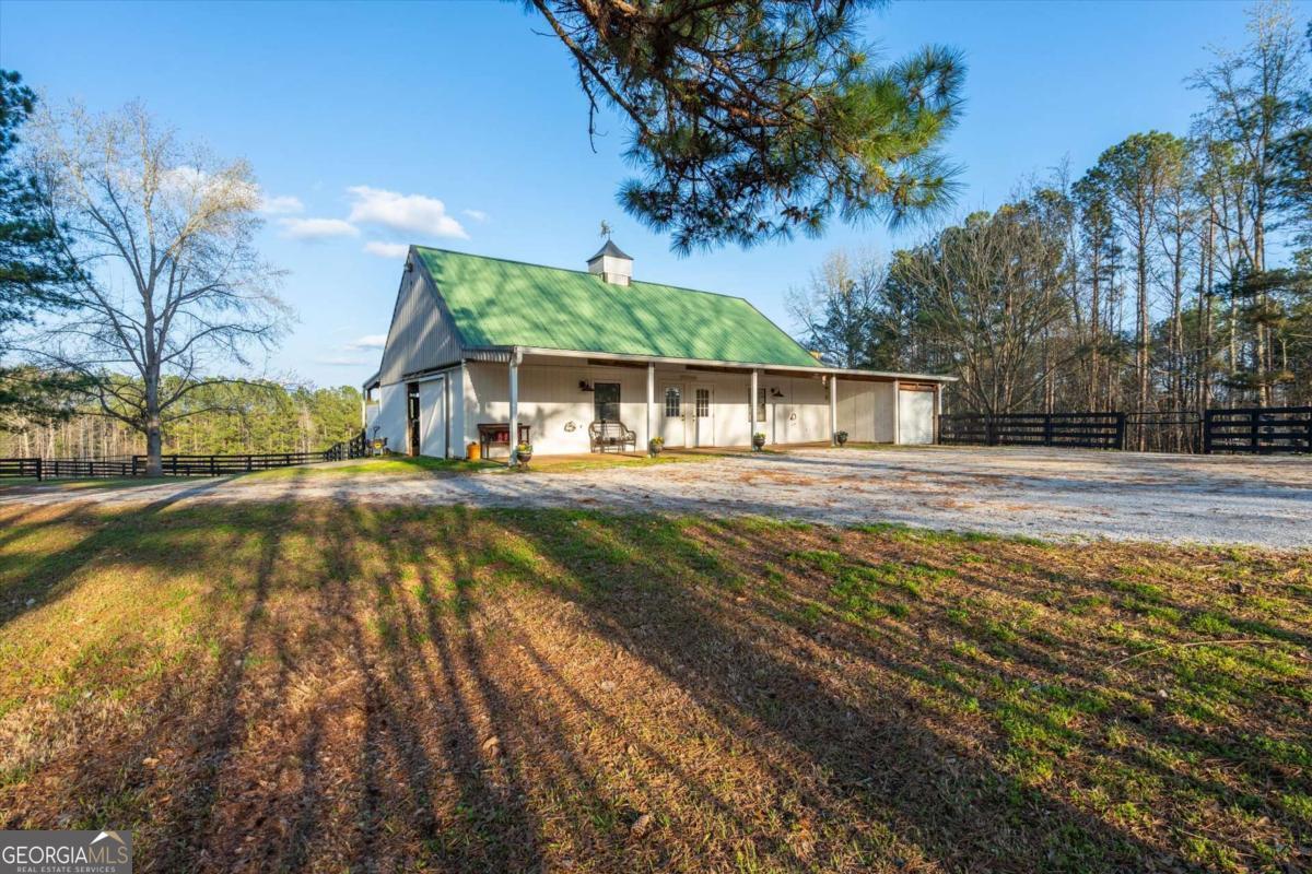 35 Saddleback Farms