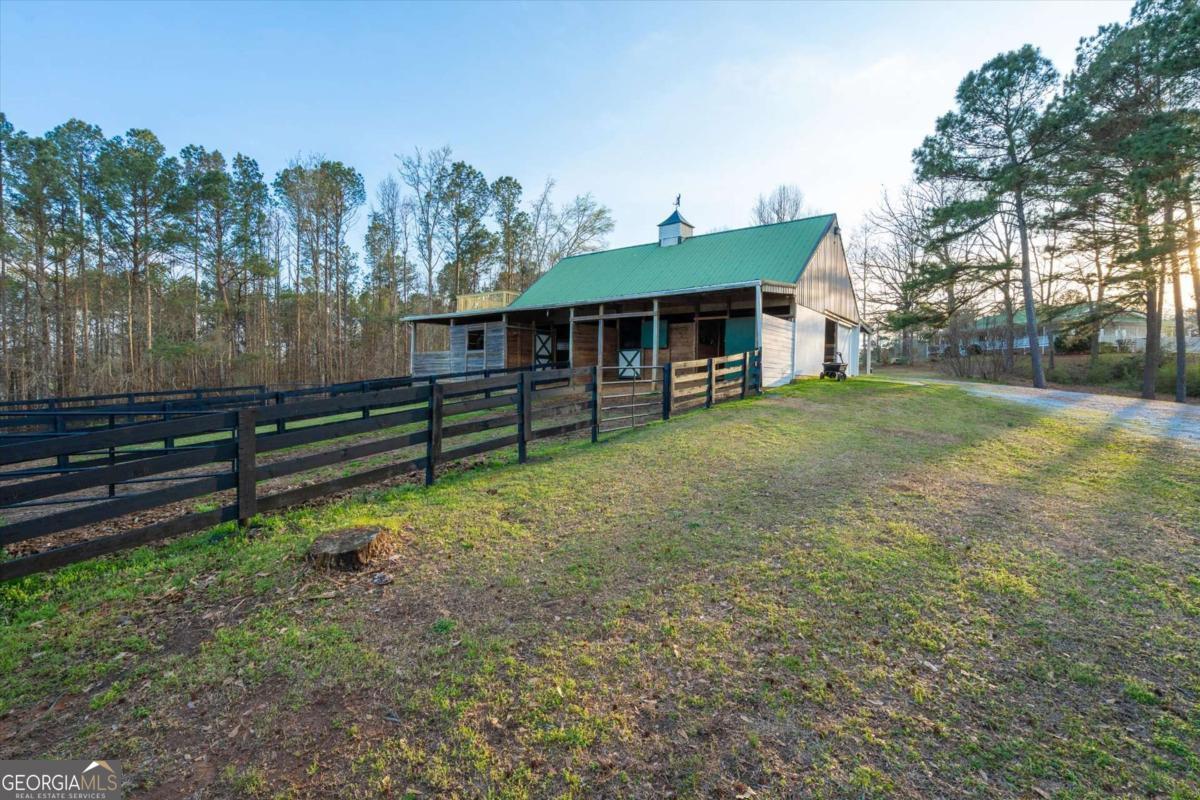 35 Saddleback Farms