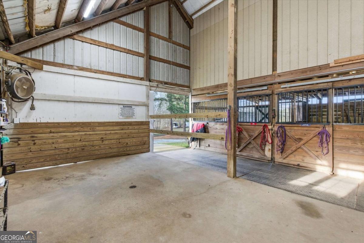 35 Saddleback Farms