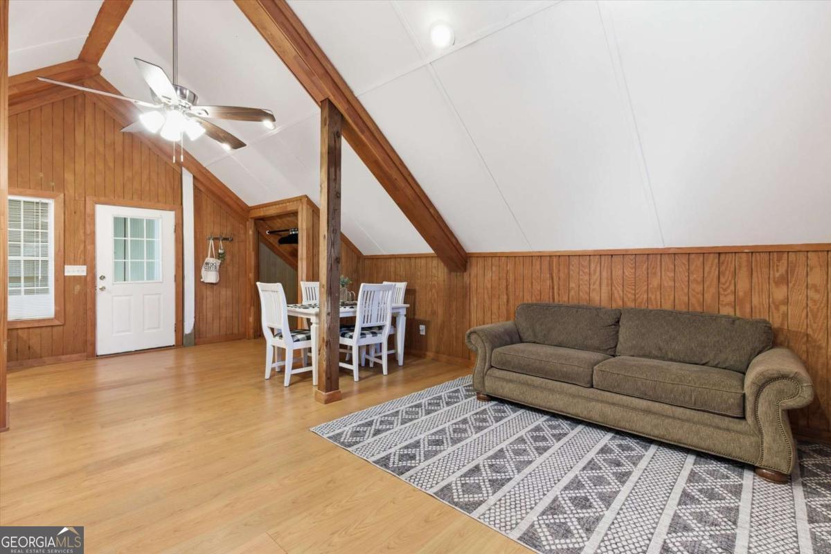 35 Saddleback Farms