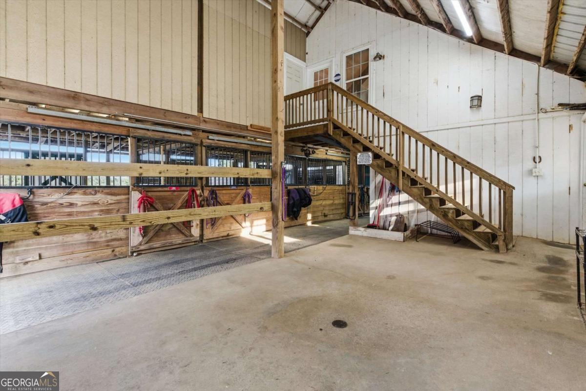 35 Saddleback Farms