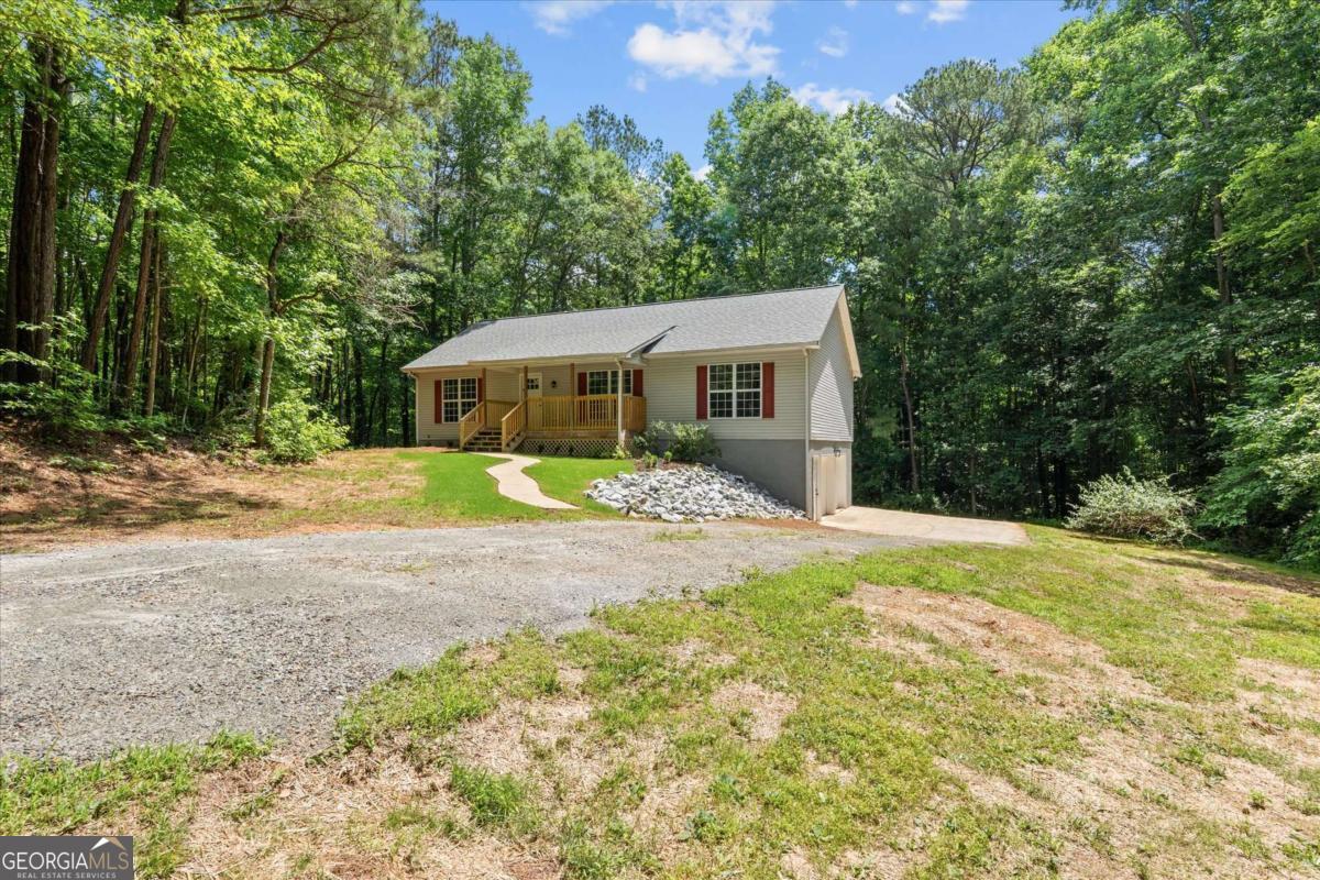 620 Old Four Notch Road