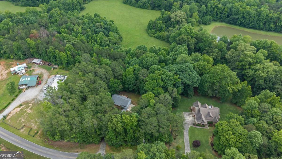 620 Old Four Notch Road
