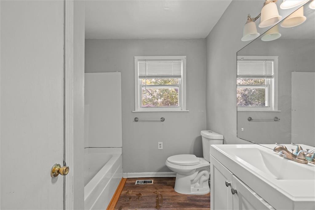 423 Clifton Terrace