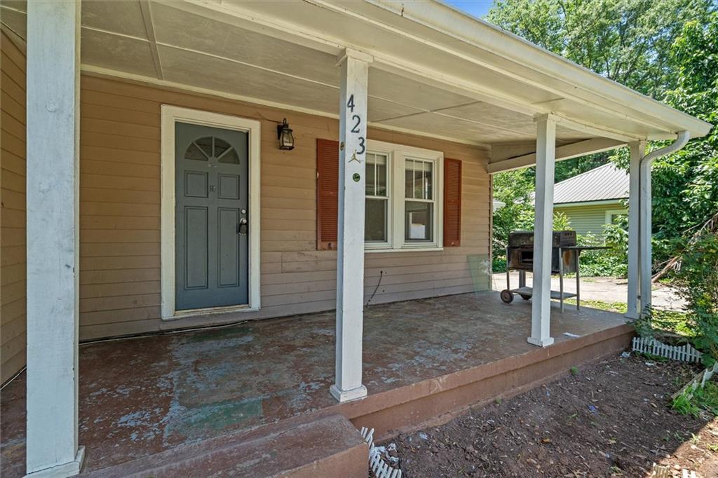 423 Clifton Terrace