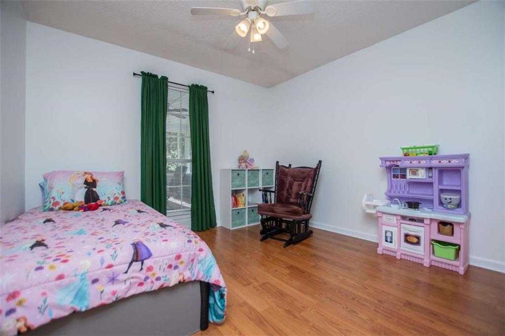 4233 Sturbridge Drive
