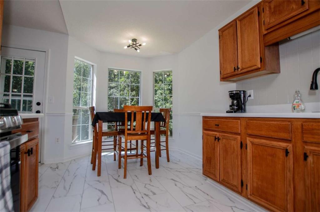 4233 Sturbridge Drive