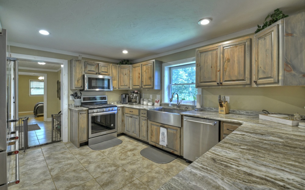 250 Crestlawn Drive