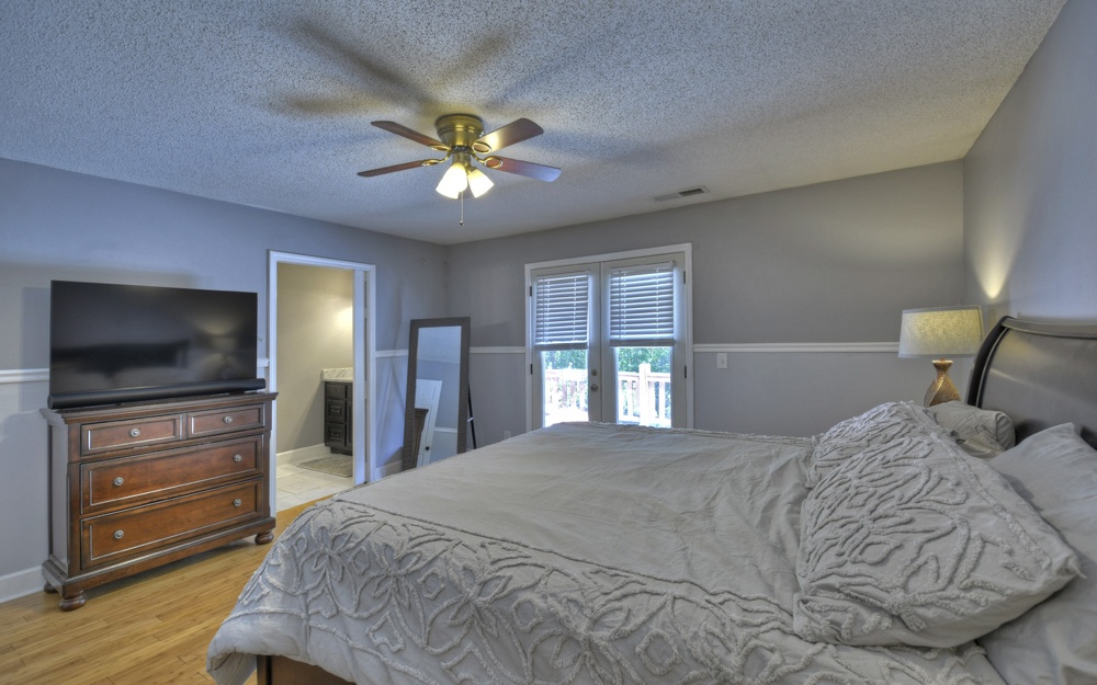 250 Crestlawn Drive