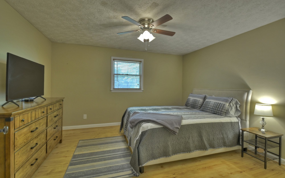 250 Crestlawn Drive