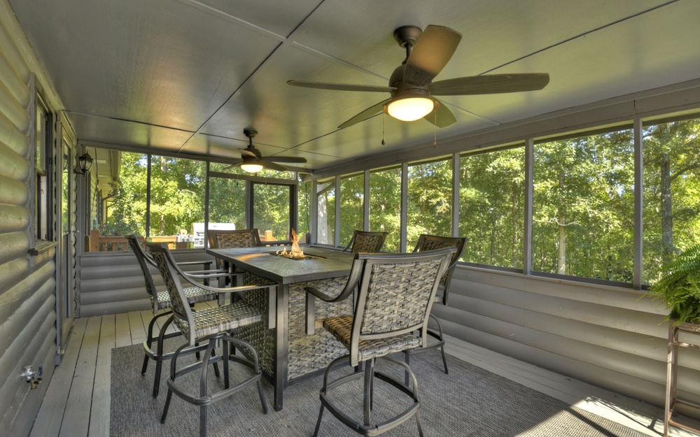 250 Crestlawn Drive