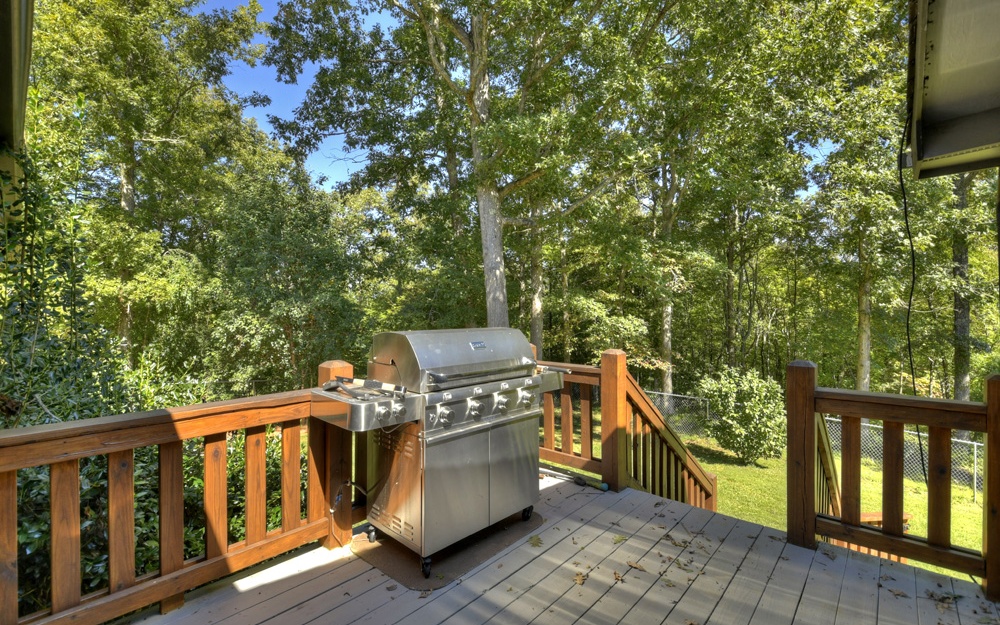 250 Crestlawn Drive