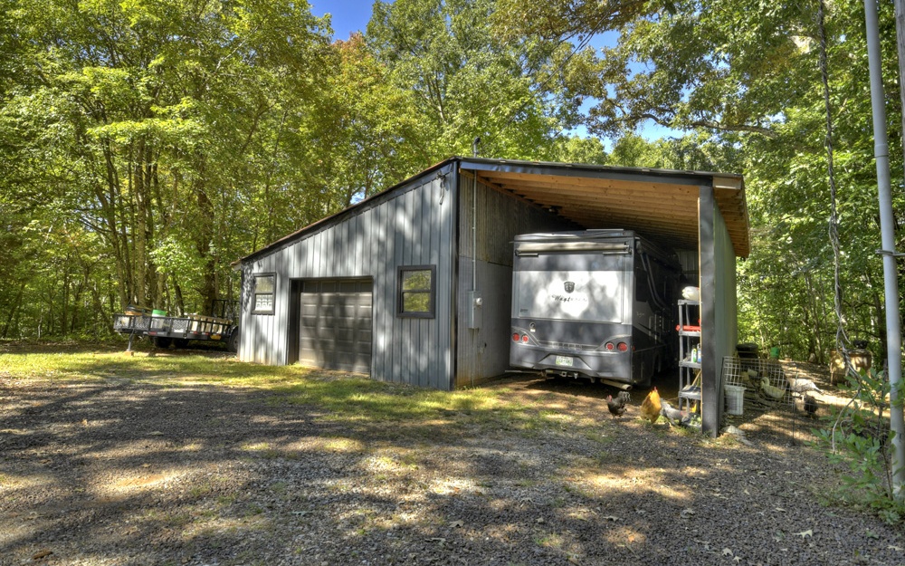 250 Crestlawn Drive