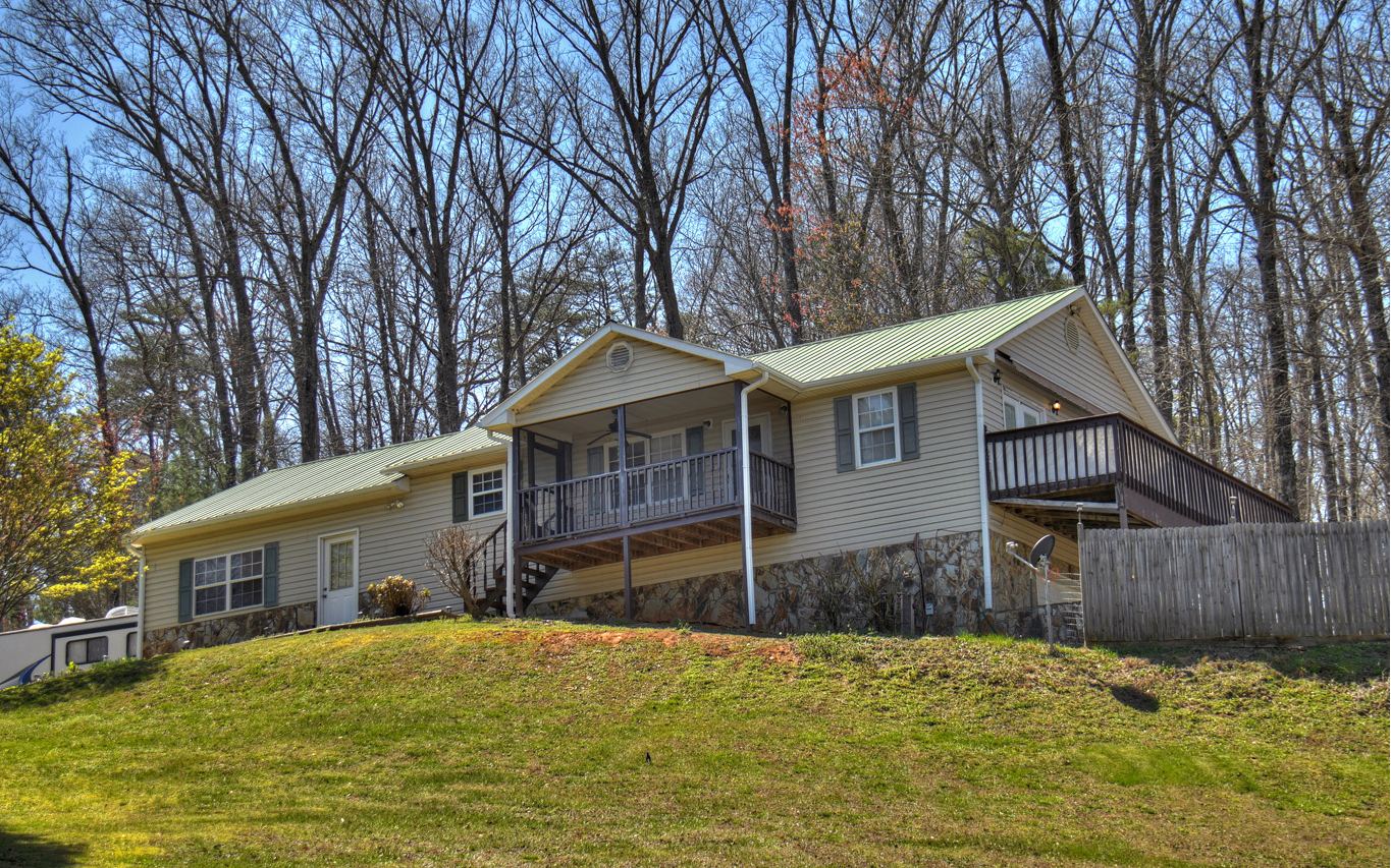 852 Bullen Gap Road