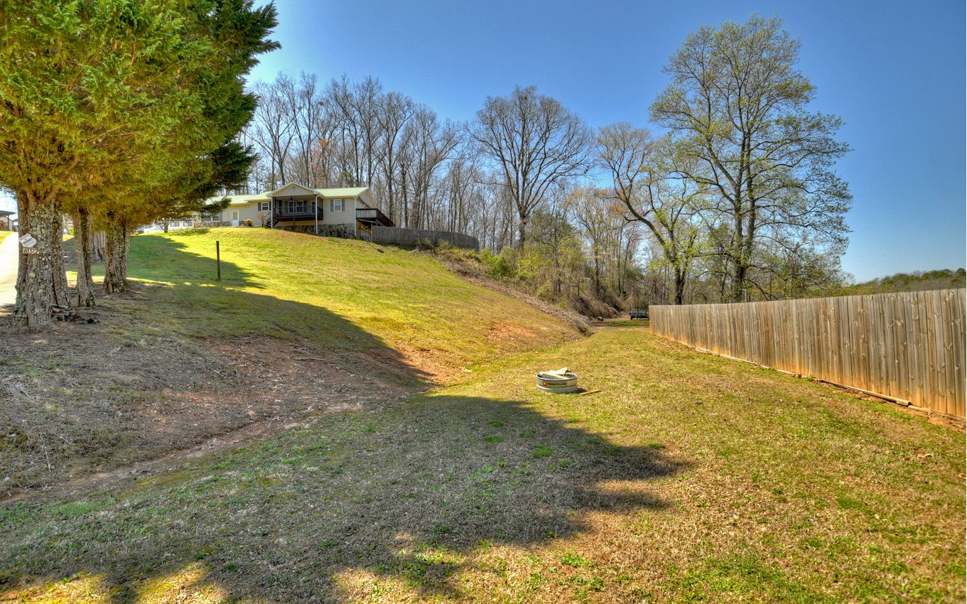 852 Bullen Gap Road