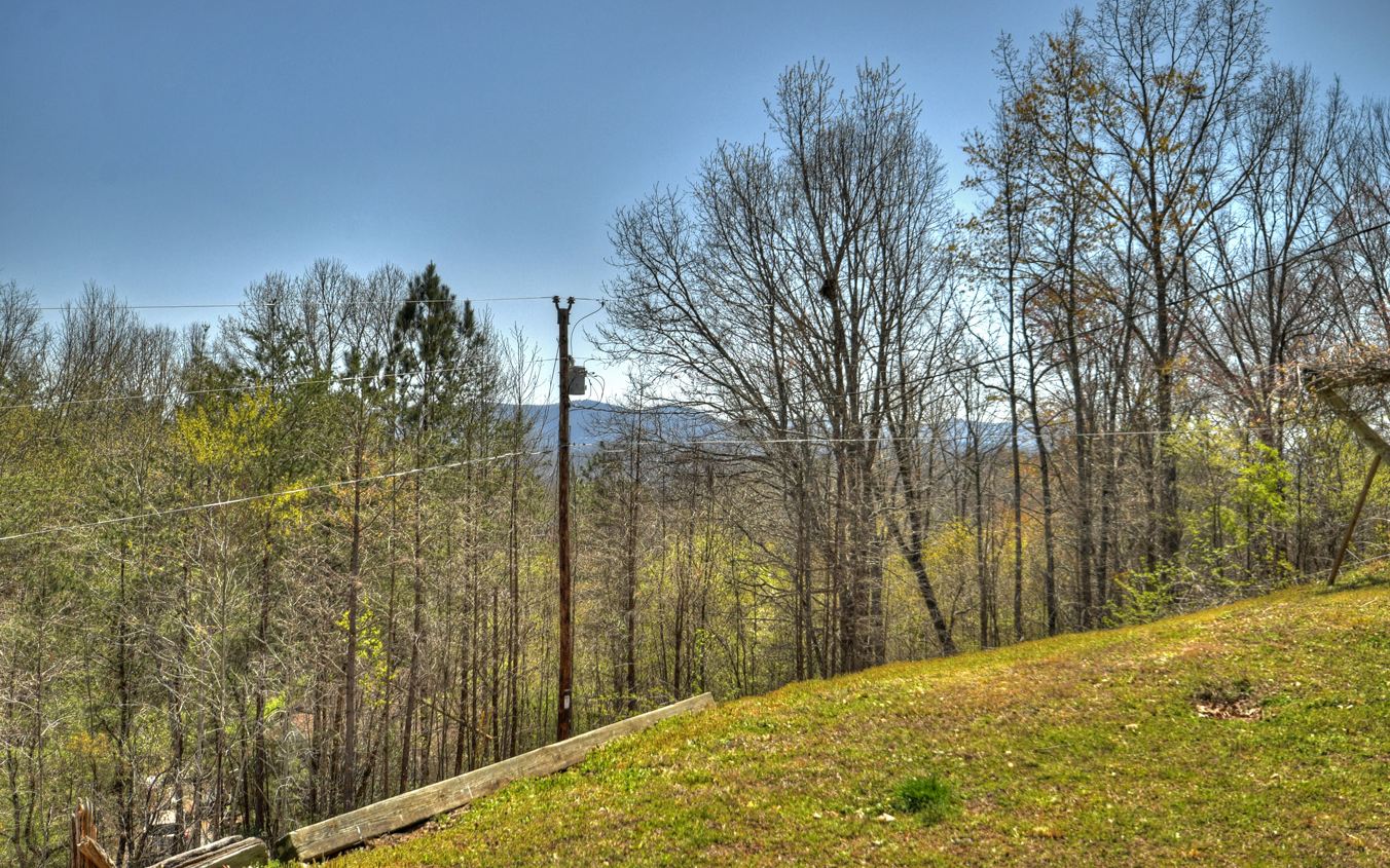 852 Bullen Gap Road