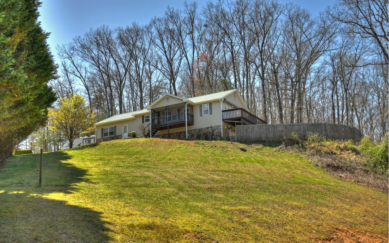 852 Bullen Gap Road