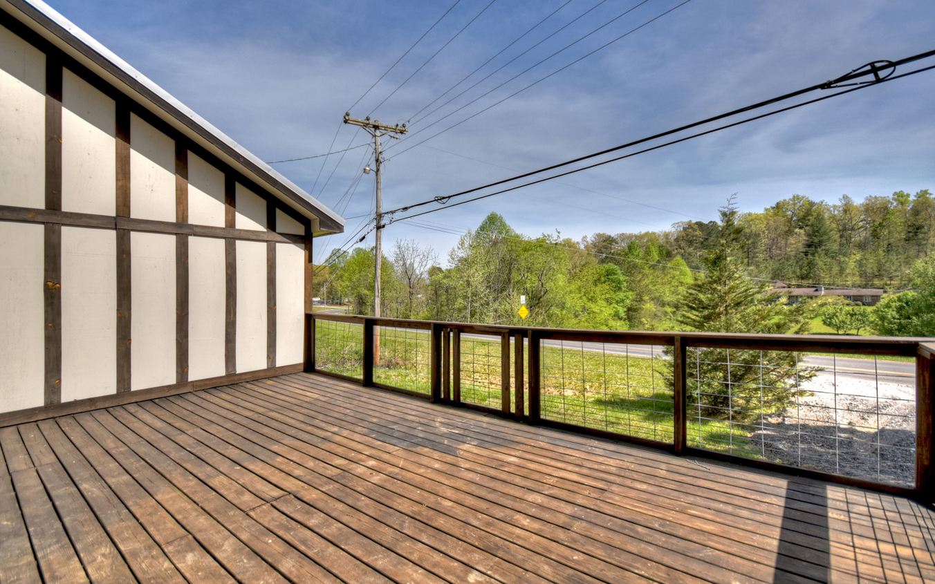 3160 Mobile Road