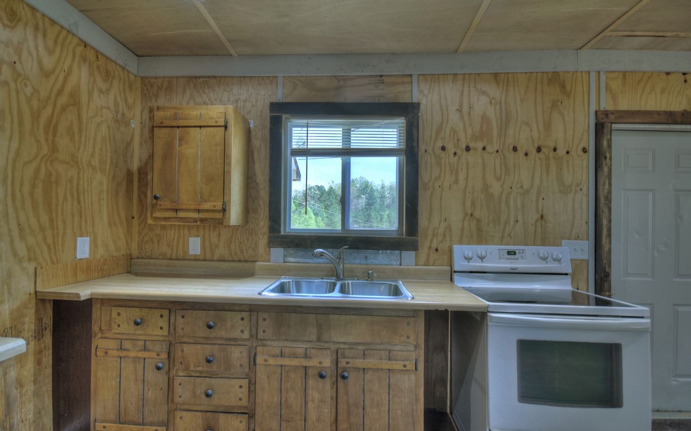 3160 Mobile Road