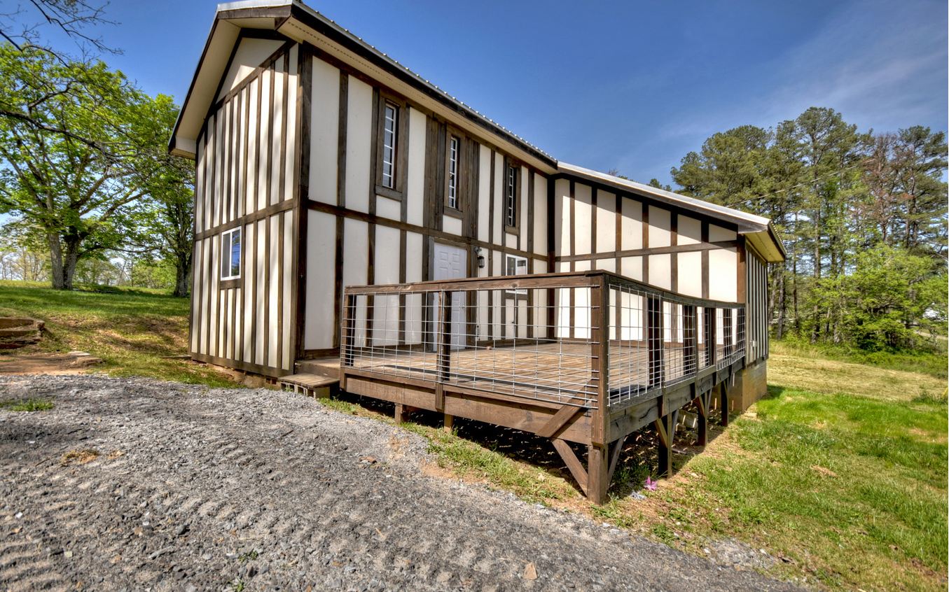 3160 Mobile Road