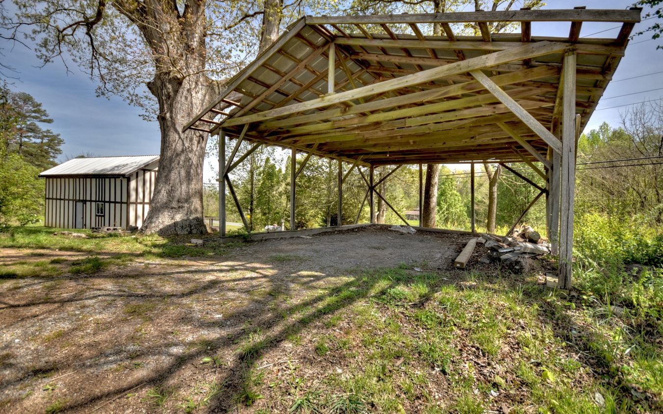 3160 Mobile Road