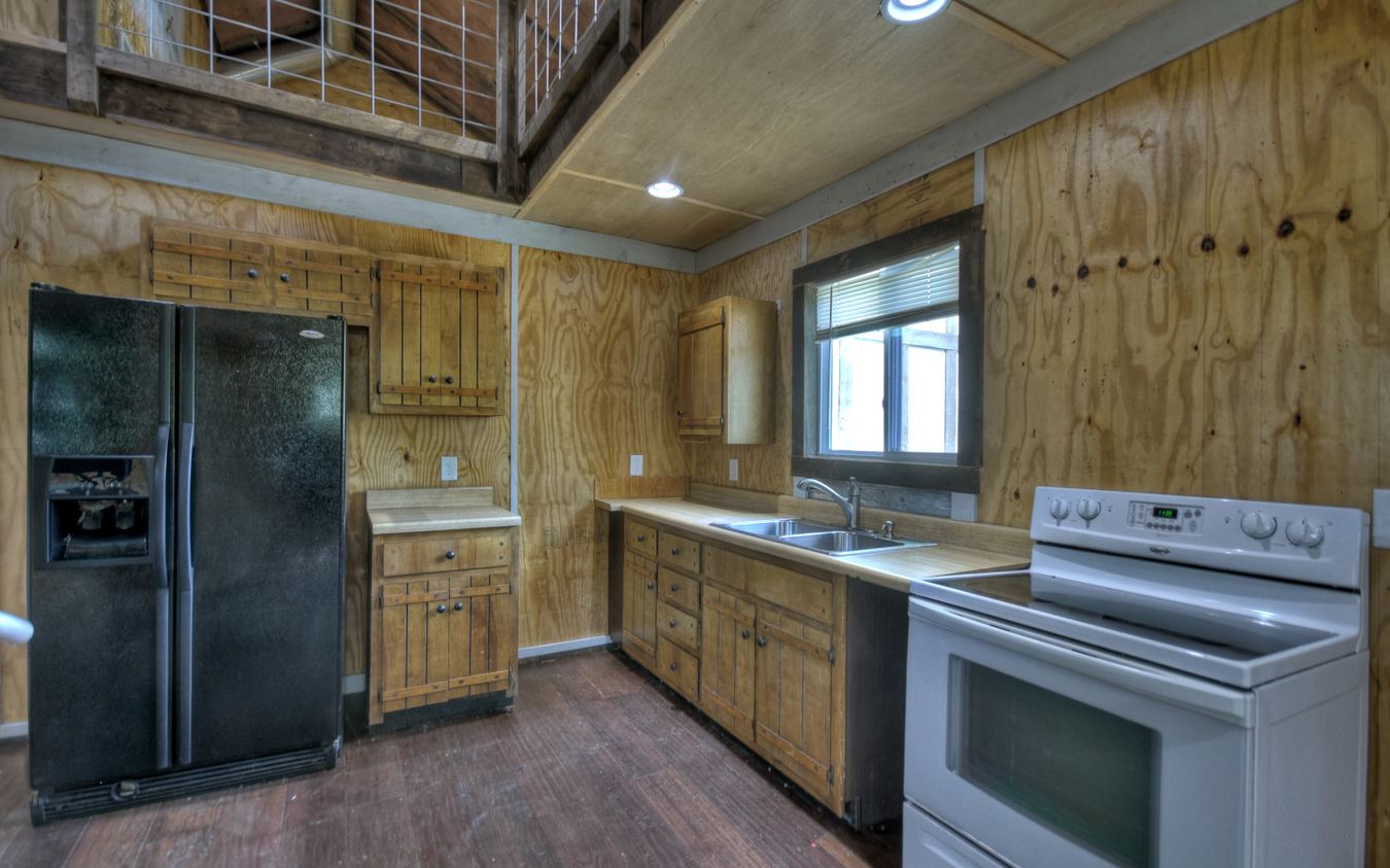 3160 Mobile Road