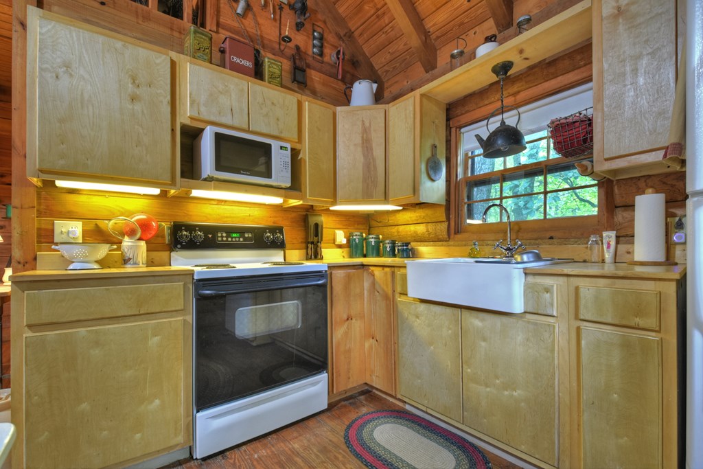 512 Skyview Drive