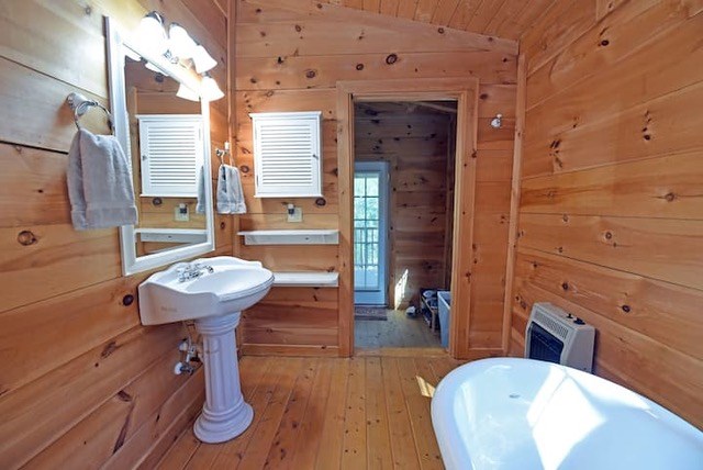 360 Johnson Cove Road, Copperhill