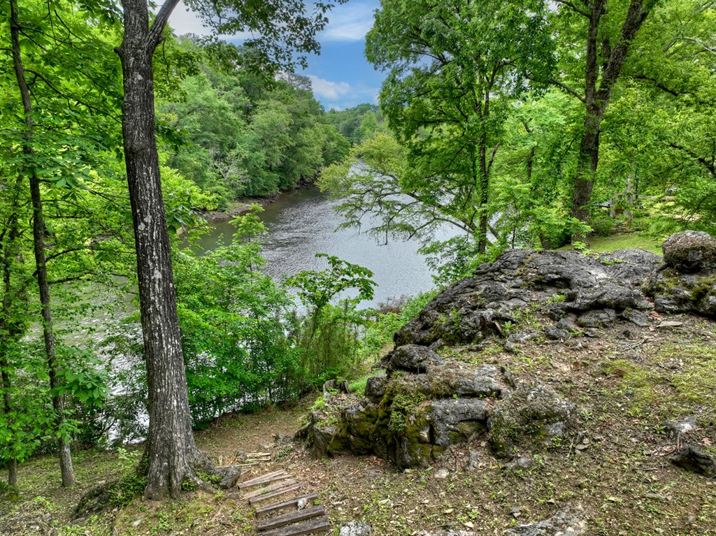 0 River Bend