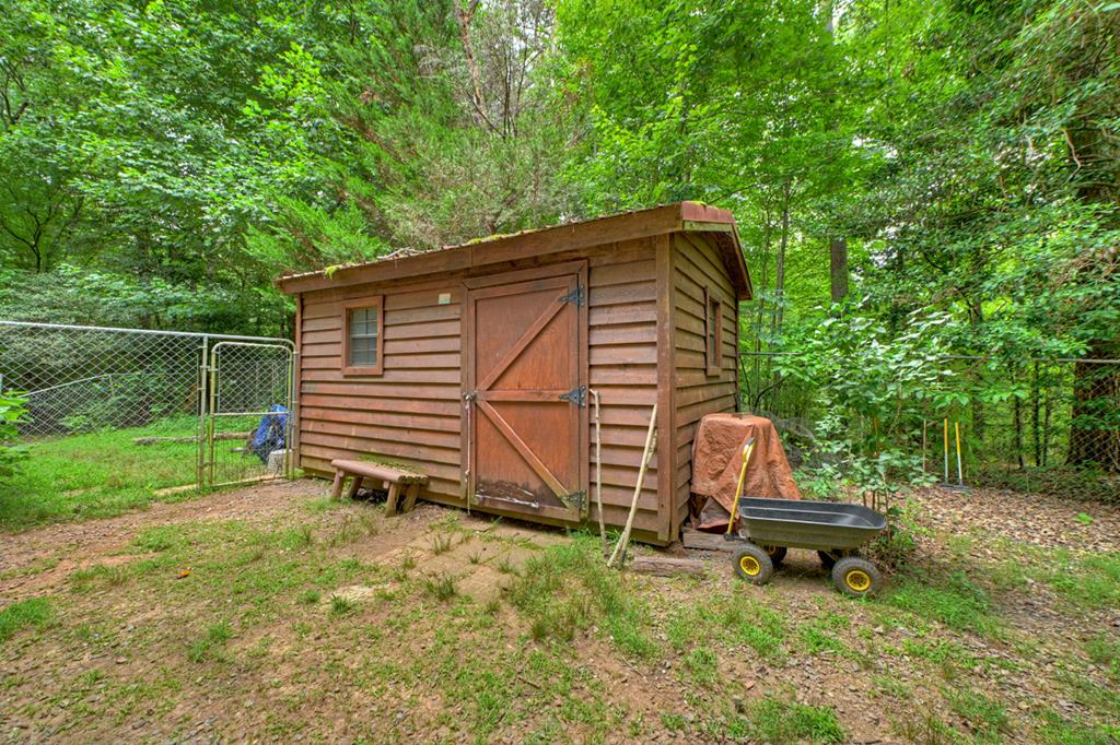 137 Welch Lane
