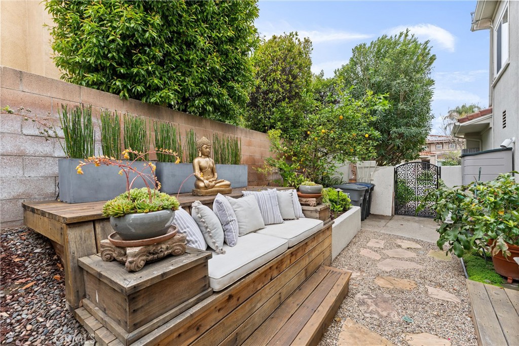 19461 Jasper Hill Road