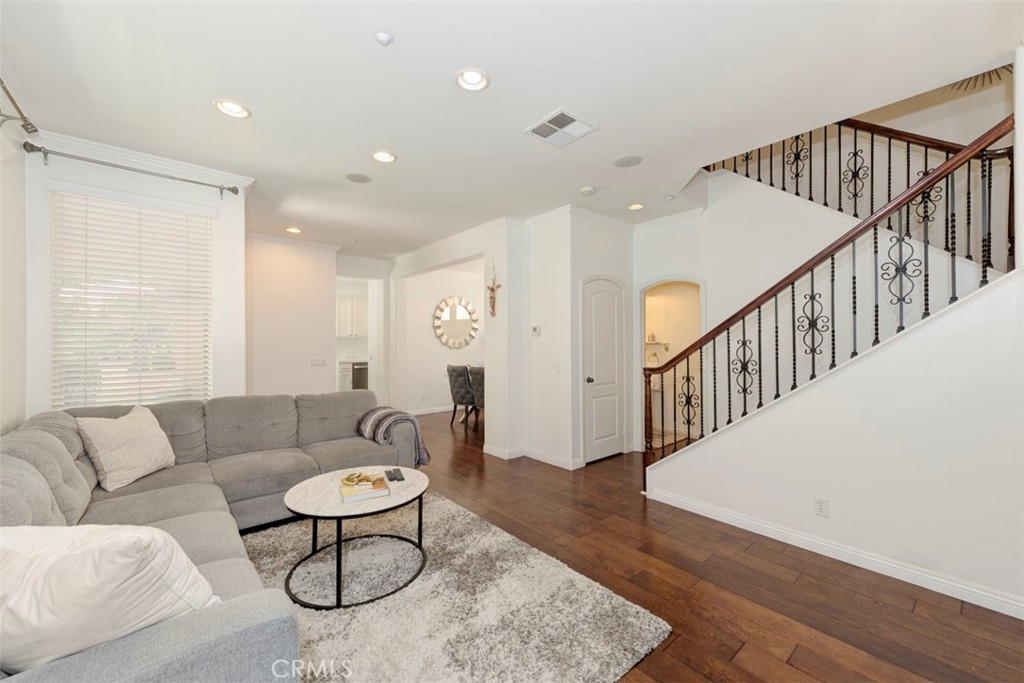 9 Windmill Avenue