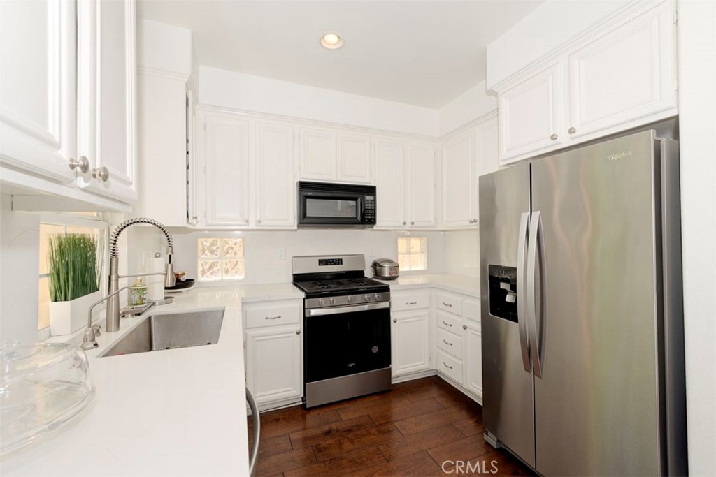 9 Windmill Avenue