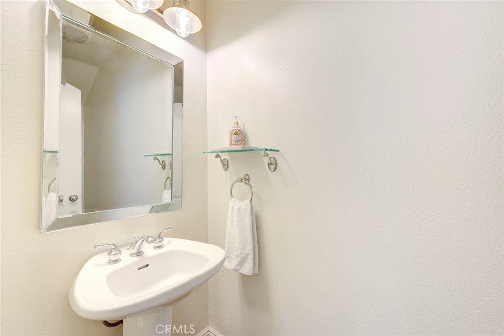 9 Windmill Avenue