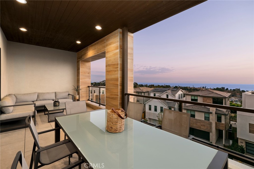 26304 Paseo Horizonte