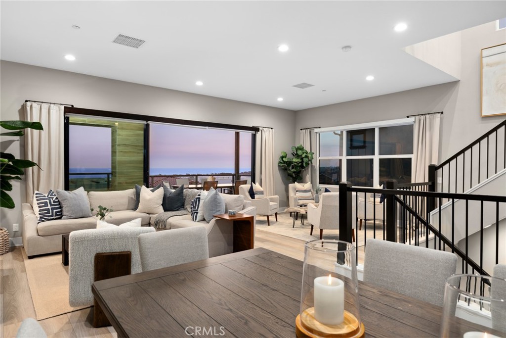 26304 Paseo Horizonte