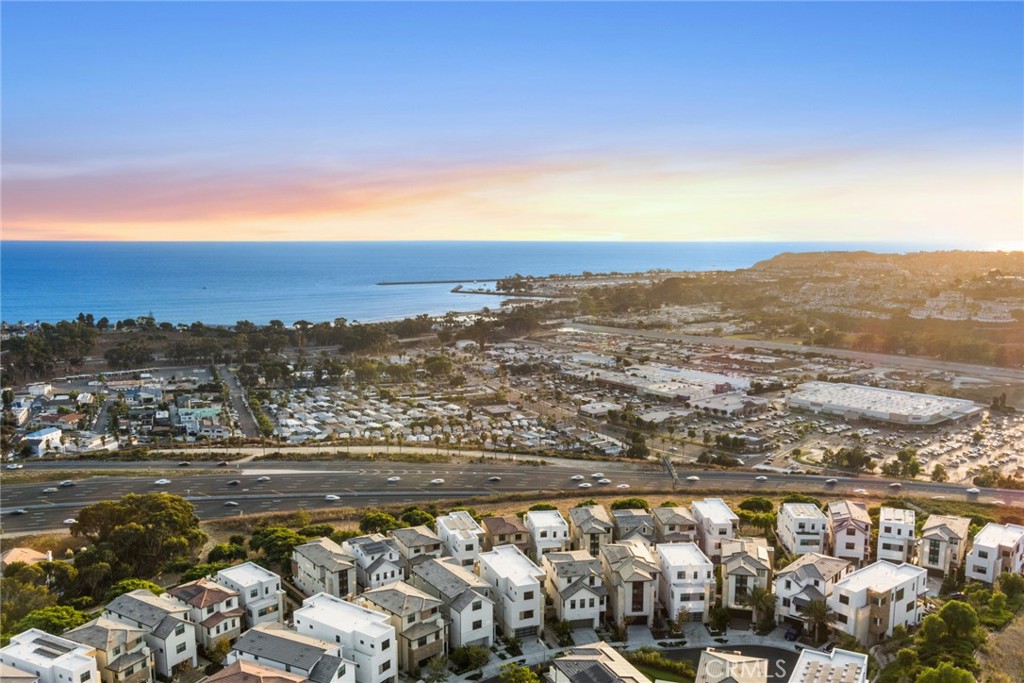 26304 Paseo Horizonte