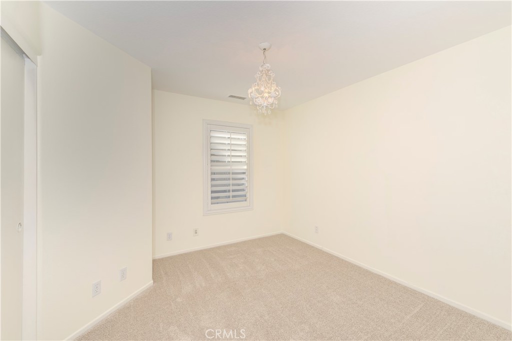 87 Three Vines Court