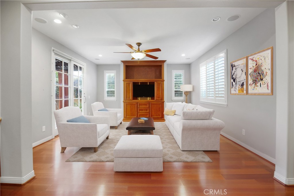 1 Bower Lane