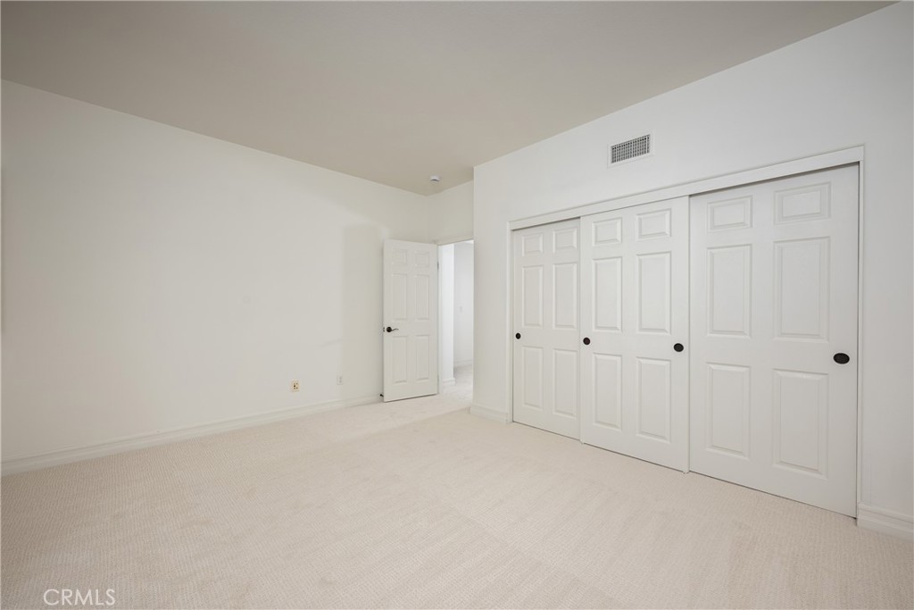 25 Hallcrest