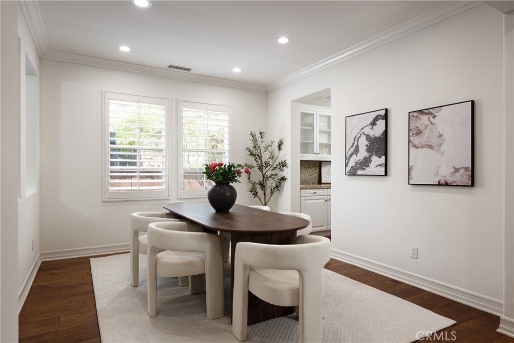 25 Hallcrest