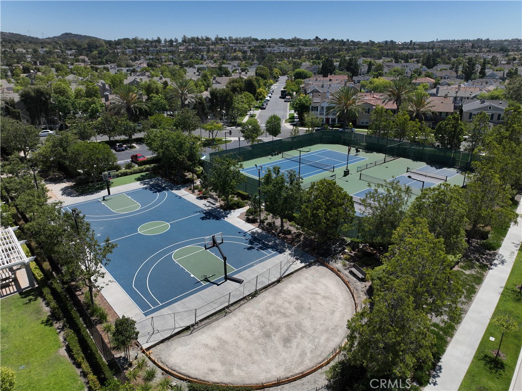 25 Hallcrest