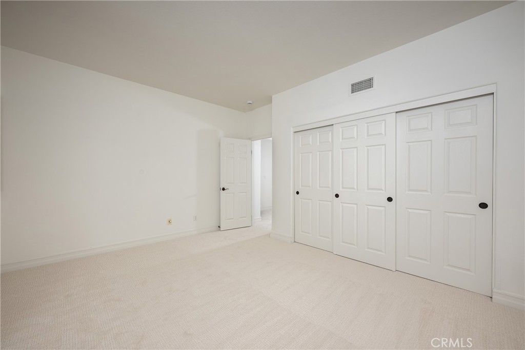 25 Hallcrest