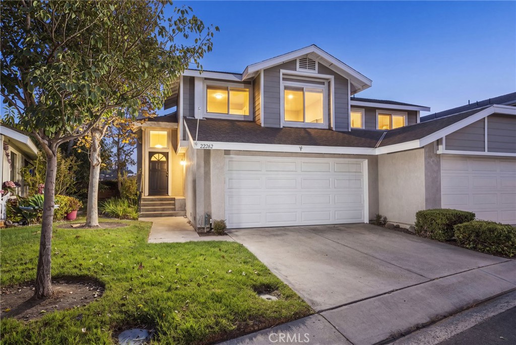 22262 Summit Hill