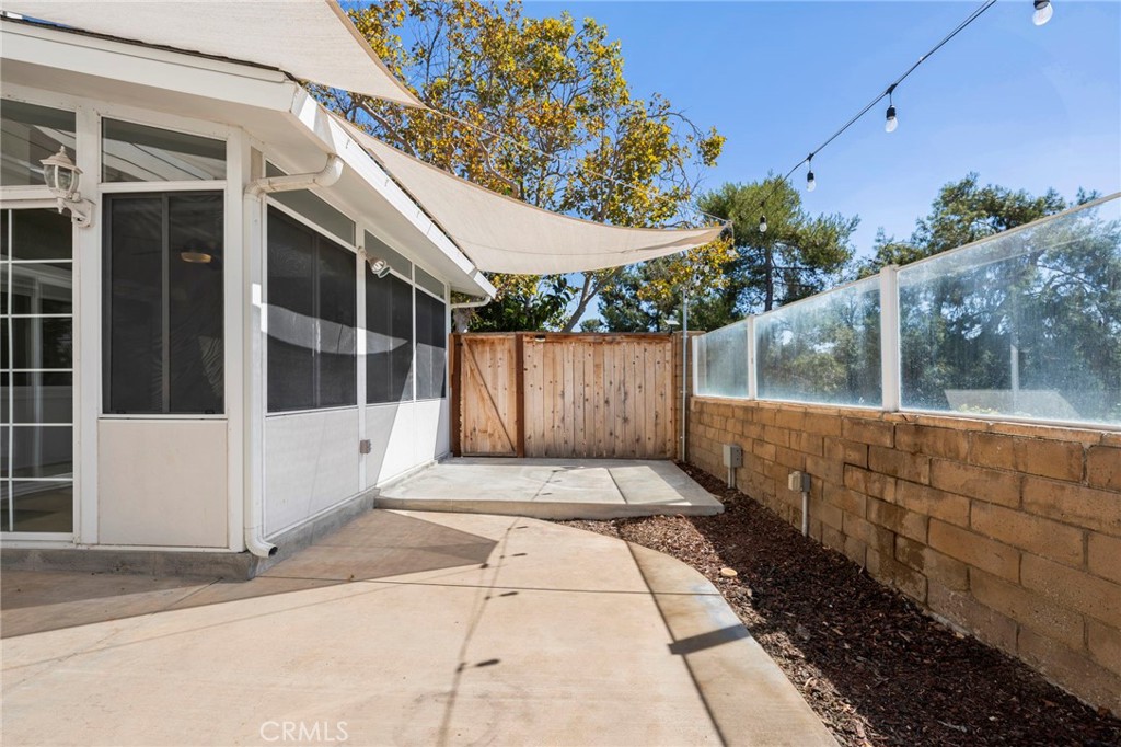 22262 Summit Hill