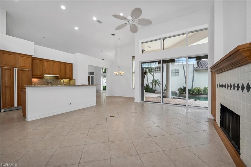 1296 Grand Isle CT