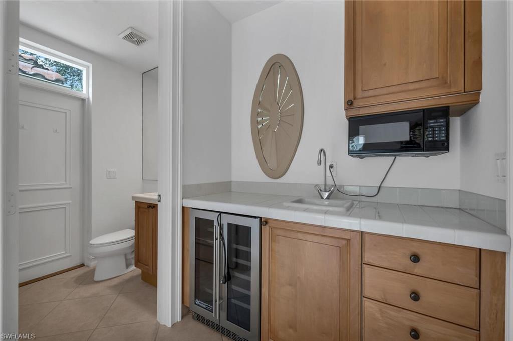 1296 Grand Isle CT