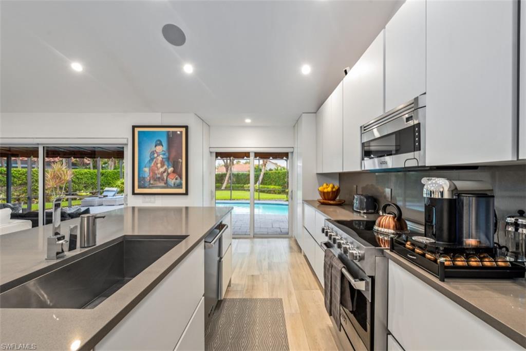 743 Reef Point CIR